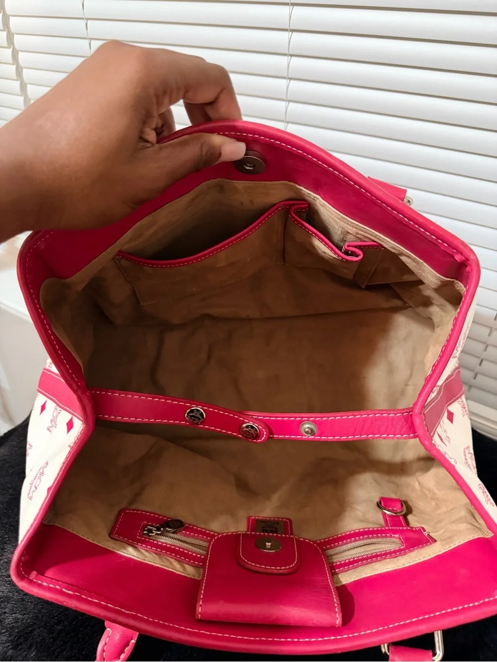 💯 Authentic MCM White & Hot Pink Signature Tote Bag